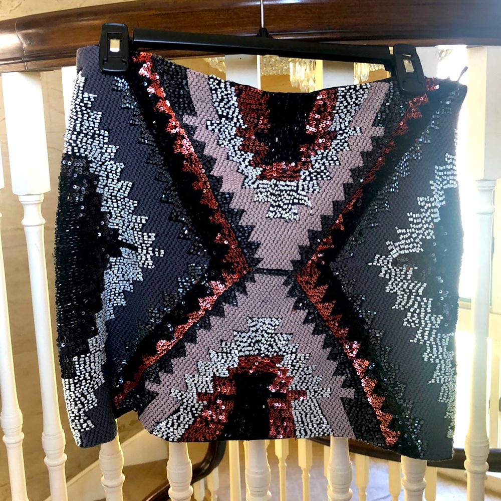 Trendy embroidered beaded skirt